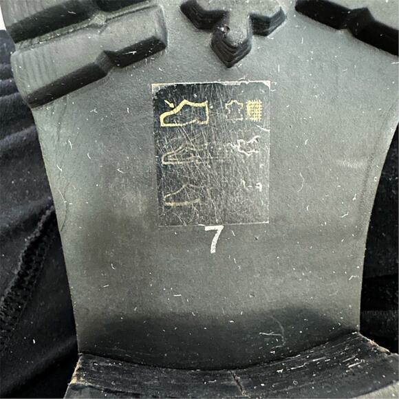 Steve Madden Women's Billiee Black Studded chunky Chelsea Boots Size 7 - Picture 12 of 12